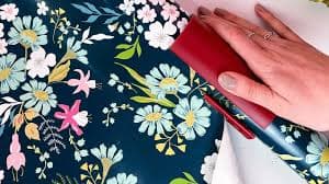 Little ELF Wrapping Paper Cutter (Red)